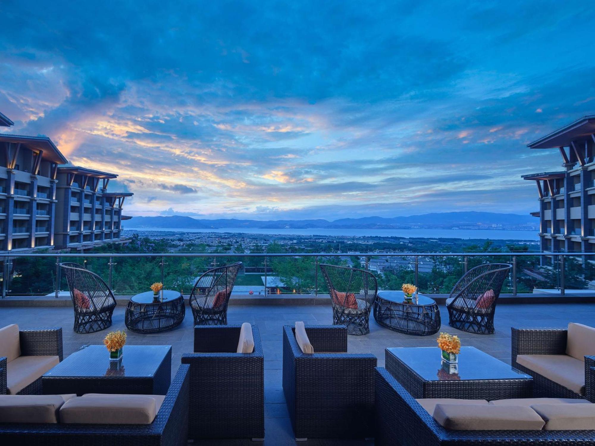 Hilton Dali Resort y Spa Exterior foto